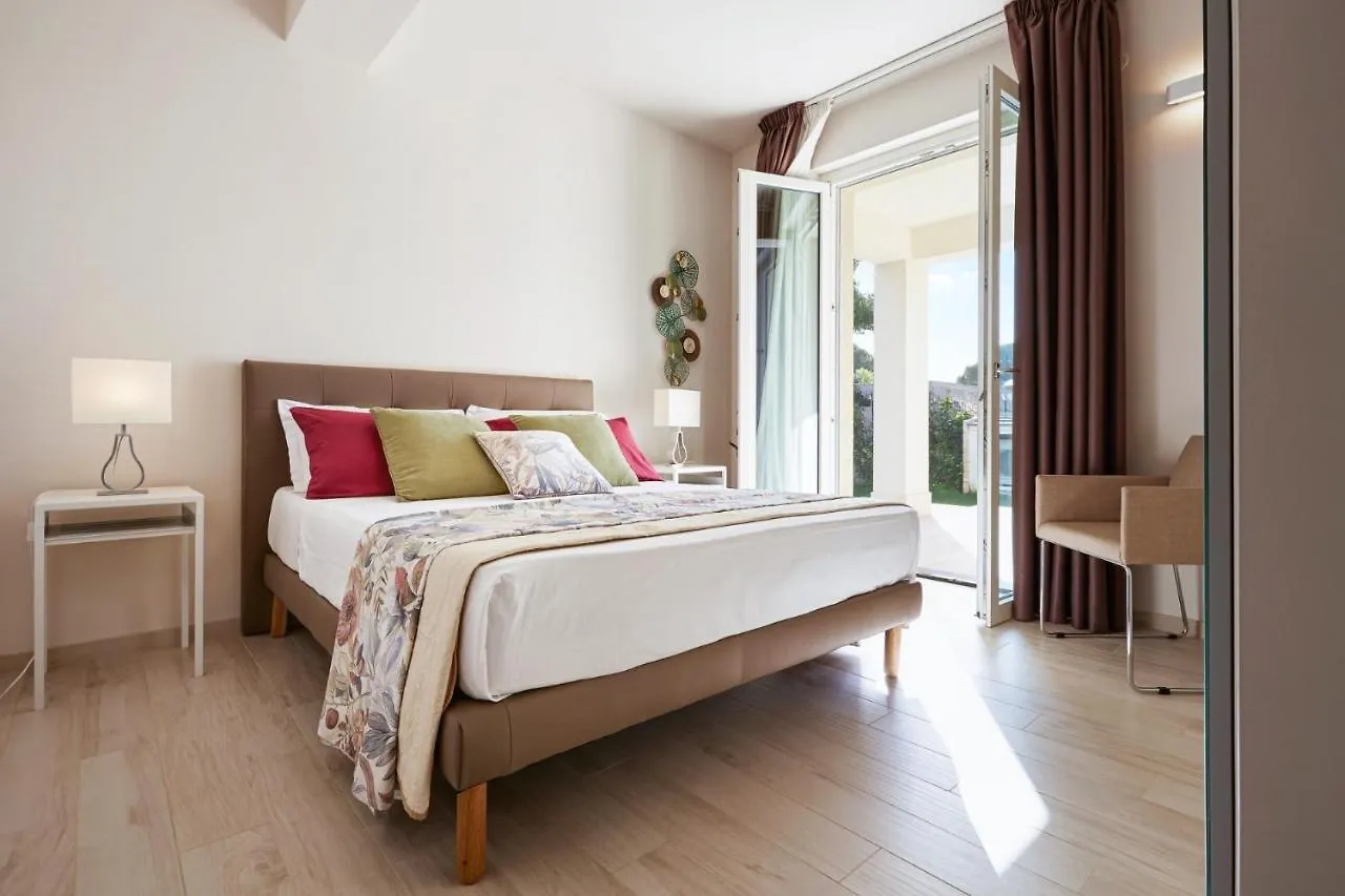 Villa Giame - Heated Pool, Beach At 350M Pozzallo
